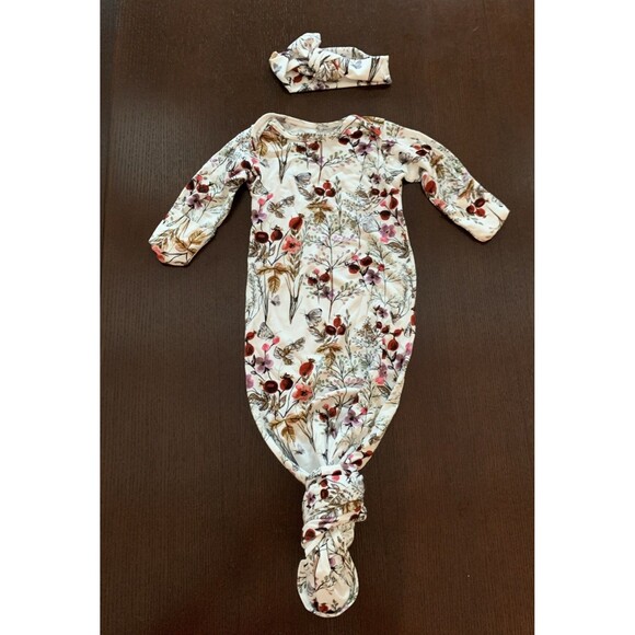 Three Little Tots Baby Knotted Tie Gown with Headband Newborn - 3 Months Flowers - Picture 1 of 10